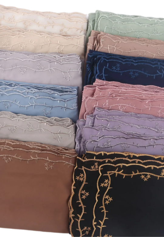 Bawal broderi firkant