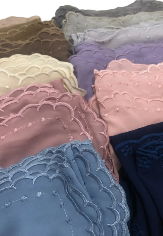 Bawal broderi firkant