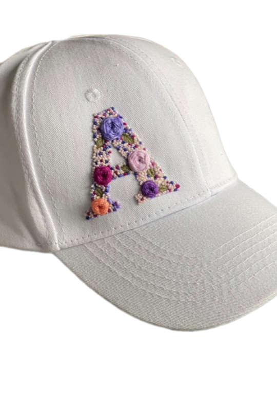 Håndbrodert lue/hatt